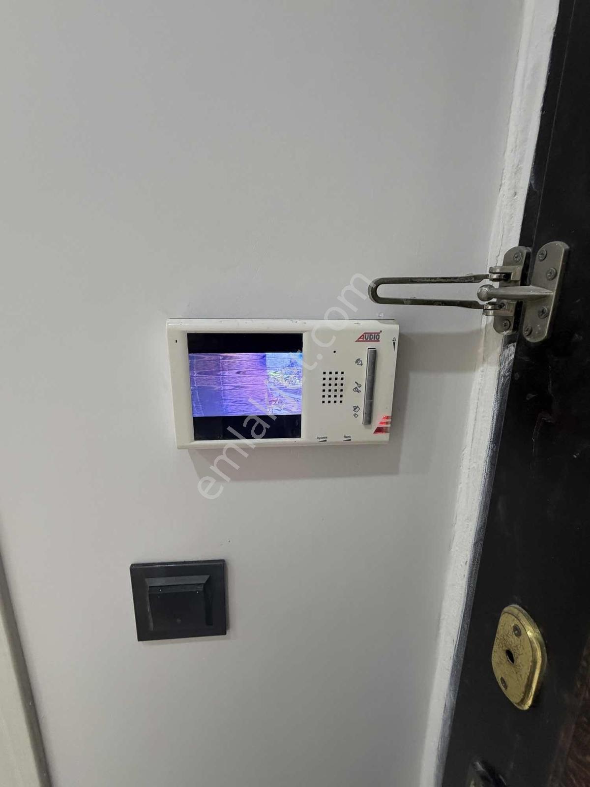 Üçyol Meydana 100 Metre 2+1 Arakat Köşe Tadilatlı Fırsat Satılık — fotoğraf 32
