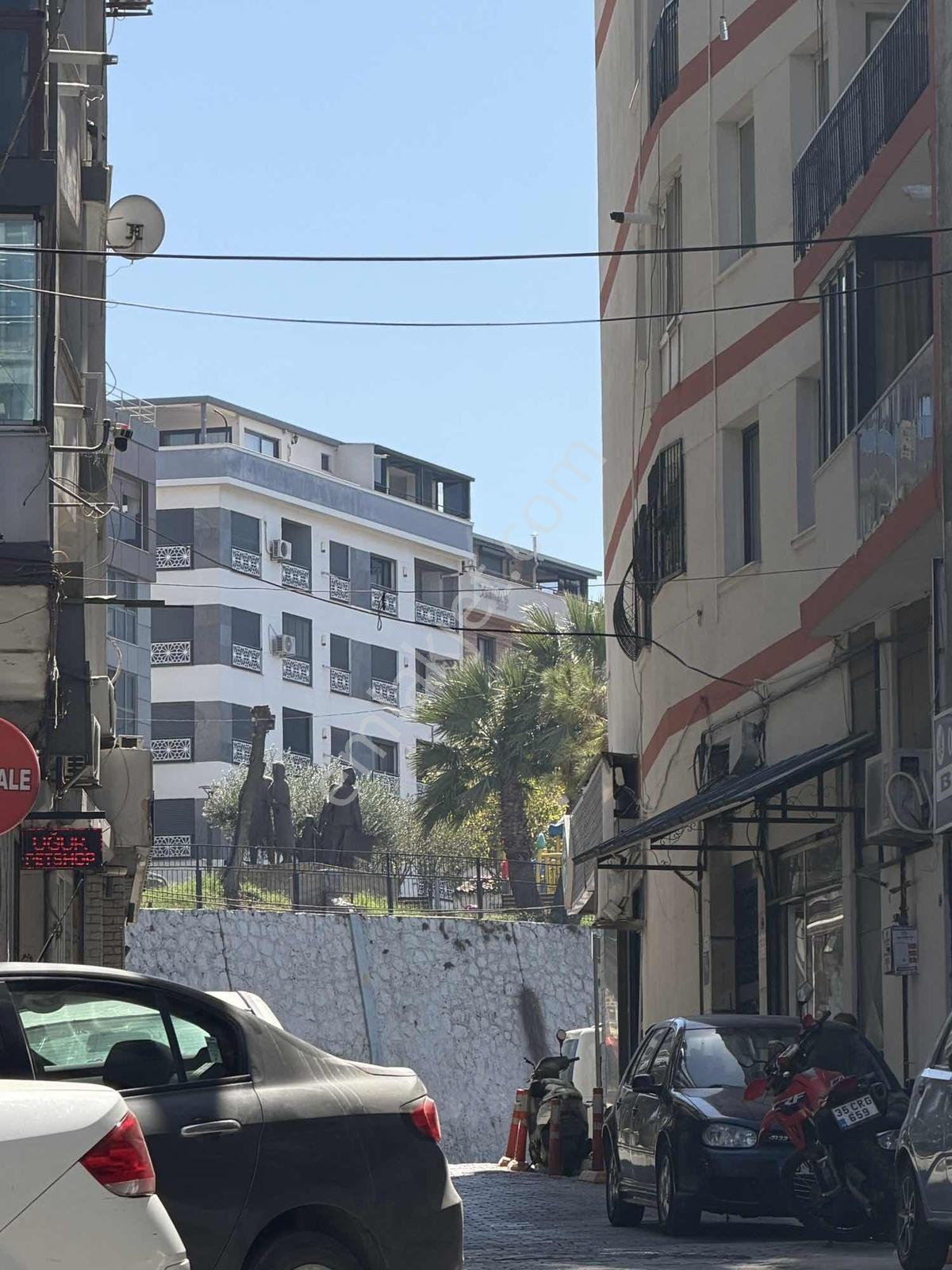 Üçyol Meydana 100 Metre 2+1 Arakat Köşe Tadilatlı Fırsat Satılık — fotoğraf 33