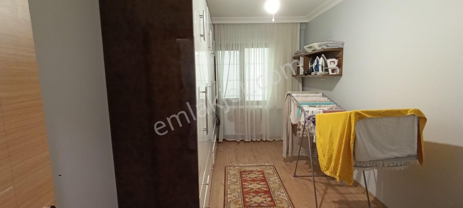 İzmir Bornova Erzene Mah.kaliteli Yapıda Satılık Geniş 3+1 Daire — fotoğraf 21