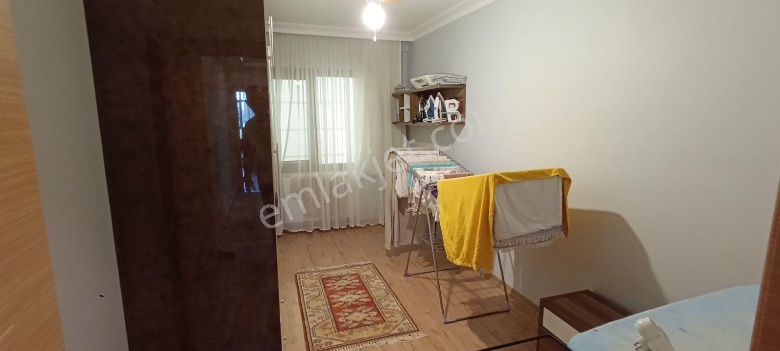 İzmir Bornova Erzene Mah.kaliteli Yapıda Satılık Geniş 3+1 Daire — fotoğraf 22