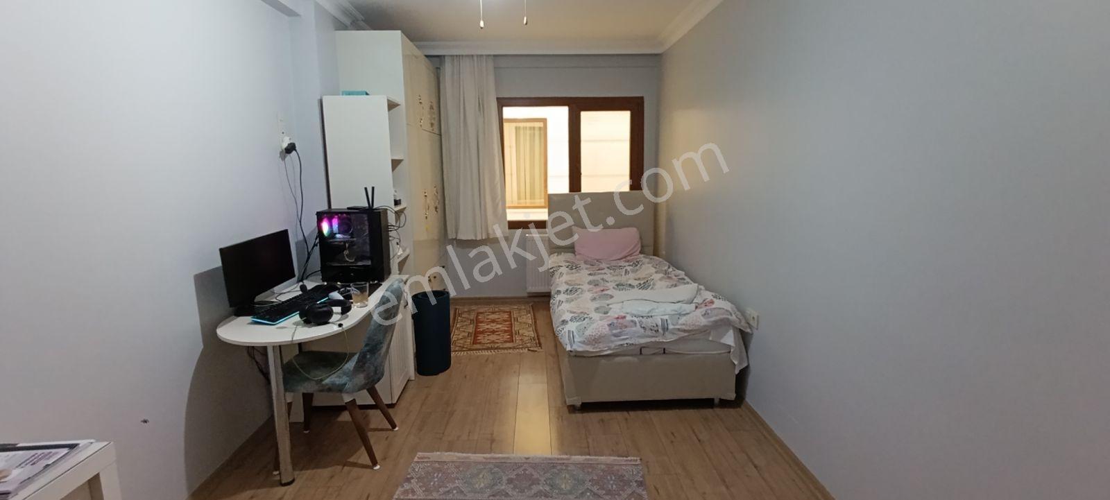 İzmir Bornova Erzene Mah.kaliteli Yapıda Satılık Geniş 3+1 Daire — fotoğraf 25