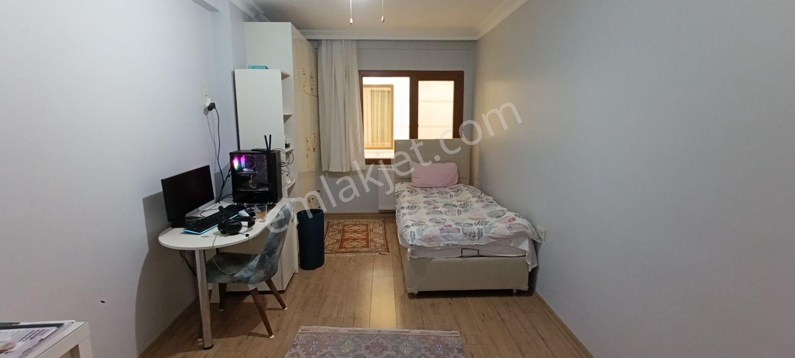 İzmir Bornova Erzene Mah.kaliteli Yapıda Satılık Geniş 3+1 Daire — fotoğraf 26