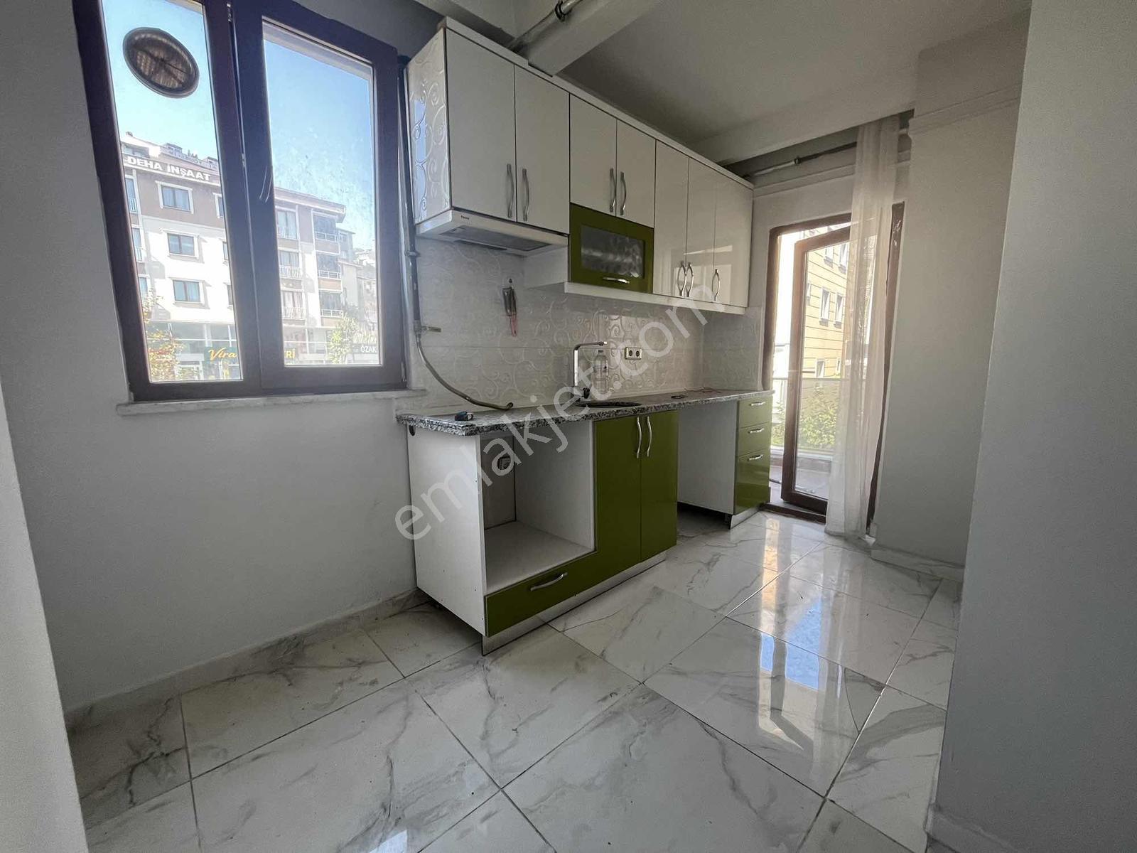 Sancaktepe Yenidoğanda Ana Cadde Üzerinde Satılık 2+1 Daire — fotoğraf 27