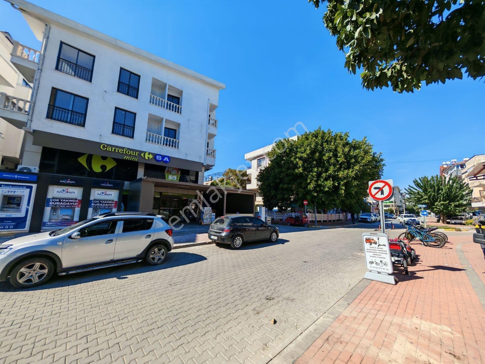 Yukarıpazarcı Mahallesinde Çarşı Merkezinde Ticari +konut — fotoğraf 10