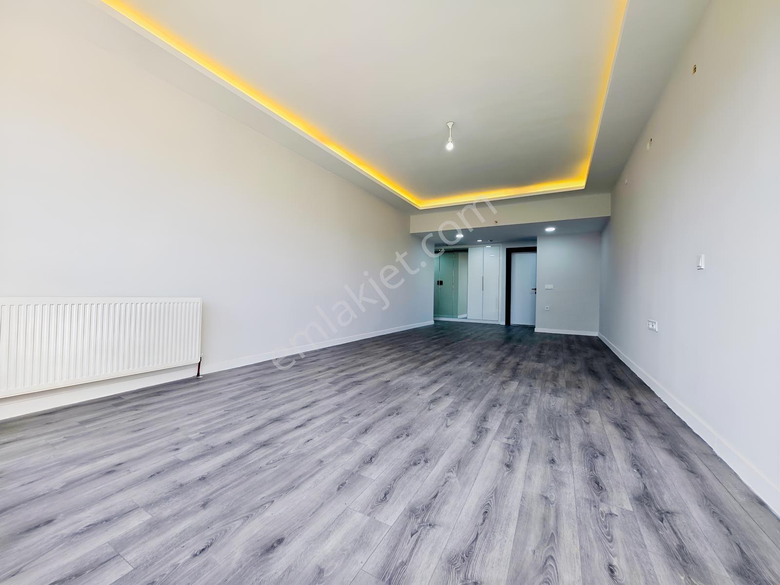 _║garanti Emlak'tan - Huzur Towers'ta - Sitenin En Büyük Dairesi — fotoğraf 17