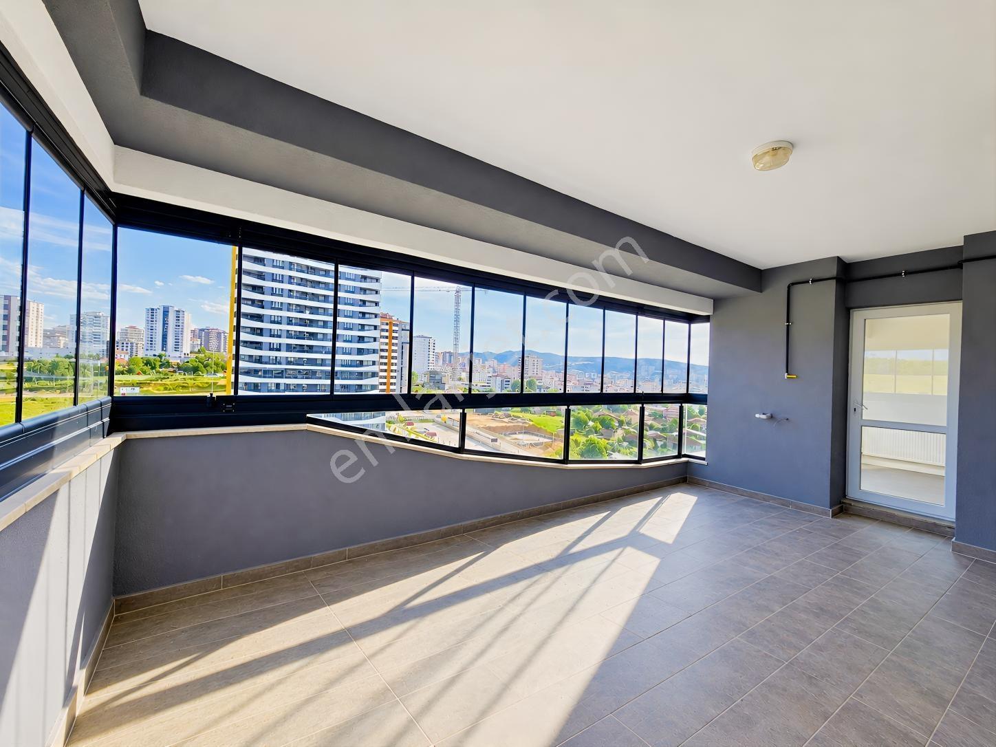 _║garanti Emlak'tan - Huzur Towers'ta - Sitenin En Büyük Dairesi — fotoğraf 23