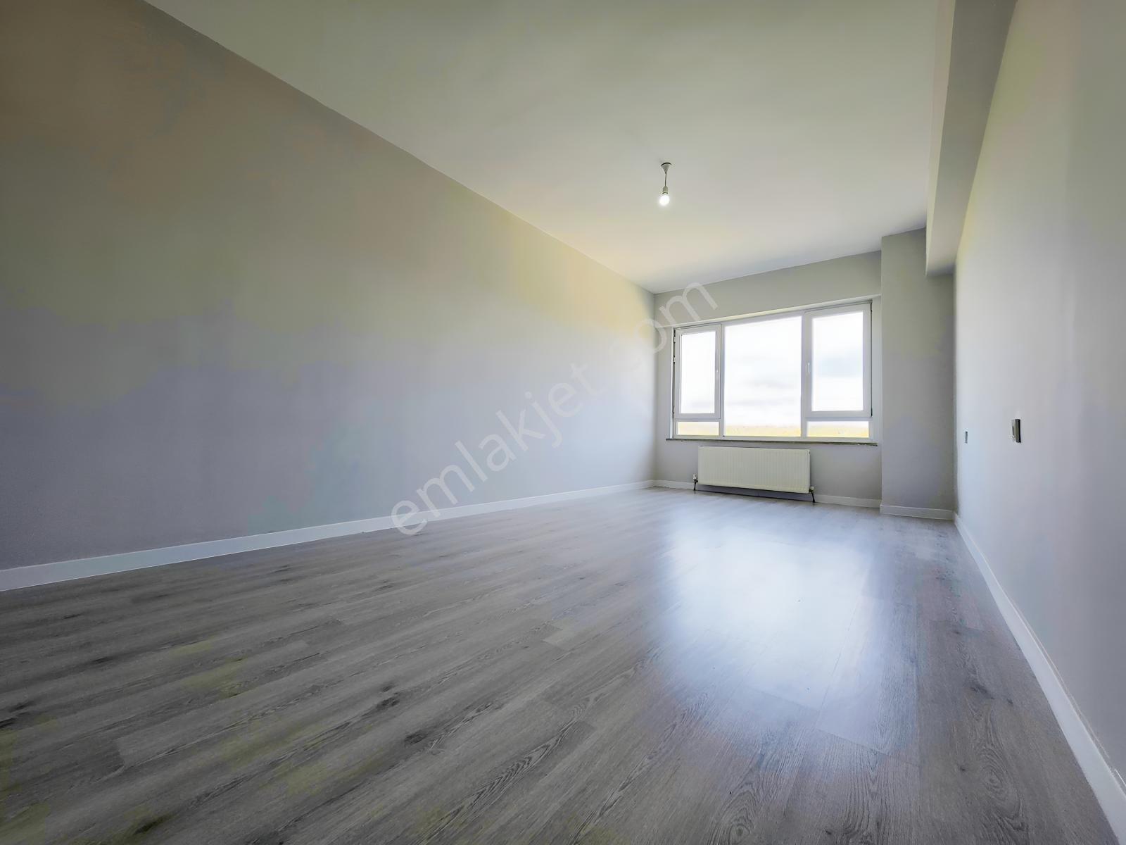 _║garanti Emlak'tan - Huzur Towers'ta - Sitenin En Büyük Dairesi — fotoğraf 25