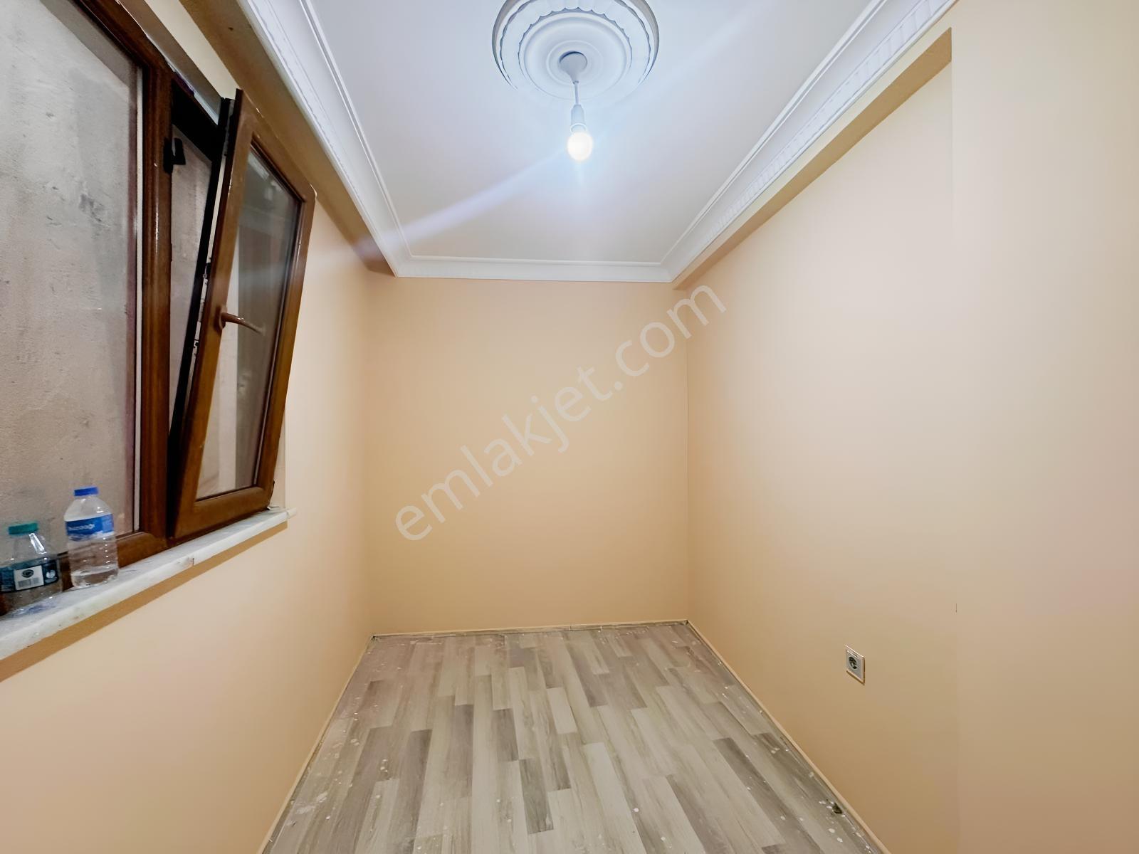 Acil Çırçırda Güzel Konumda Satılık 2+1 Ferah Arakat Daire — fotoğraf 20