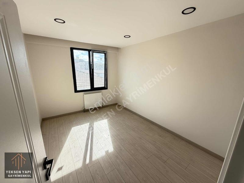İstasyon'da Sıfır 190m2 4+2 Açılır Çatılı Kombi Ankastreli Daire — fotoğraf 9