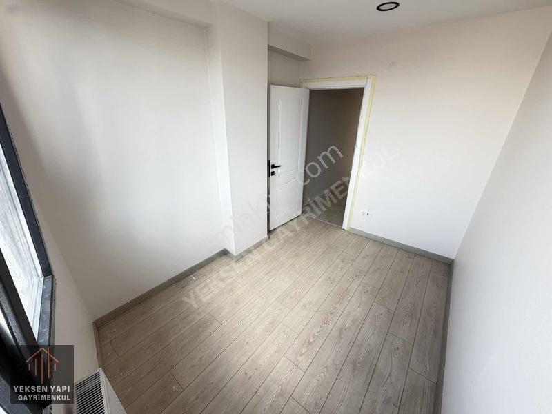 İstasyon'da Sıfır 190m2 4+2 Açılır Çatılı Kombi Ankastreli Daire — fotoğraf 13