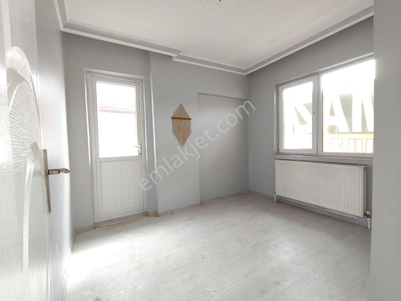 Yılmaz Gayrımenkulden 5+1 Teras 4 Son Kat Ful Yapılı Icınde Kıracı Var Yatırımlık Emsalının Altında — fotoğraf 7