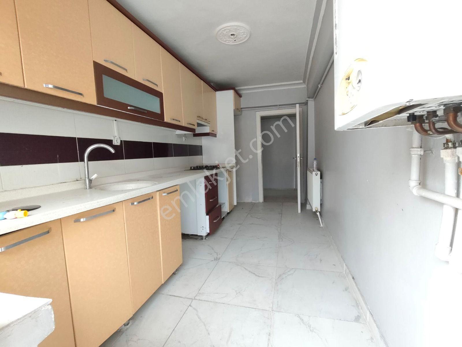 Yılmaz Gayrımenkulden 5+1 Teras 4 Son Kat Ful Yapılı Icınde Kıracı Var Yatırımlık Emsalının Altında — fotoğraf 28