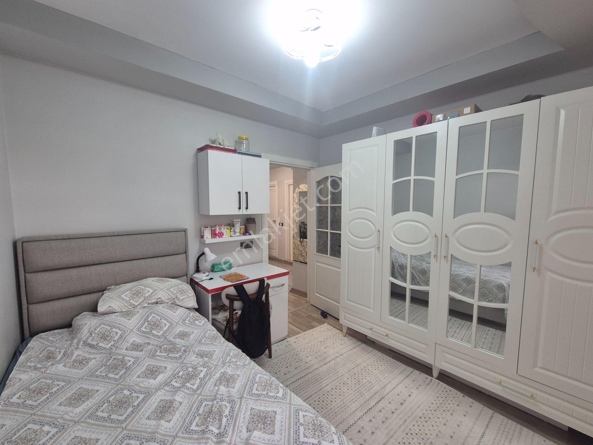 İmaj'dan Sağlık Mah'de 9 Yaşında 2+1 Geniş Oturumlu Daire — fotoğraf 3