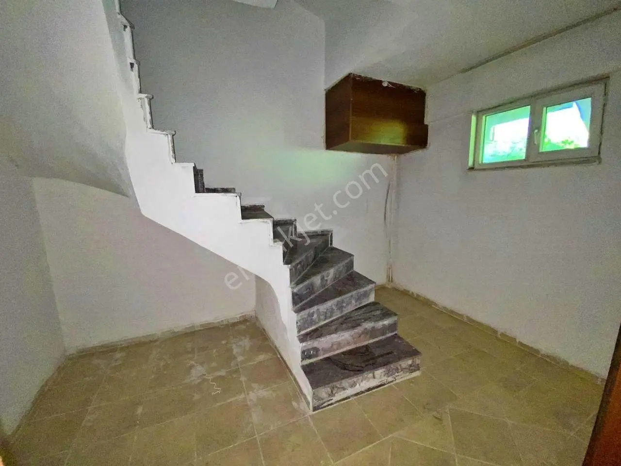 Uytundan Edremitte Daire Fiyatına 5+1 Satılık Tripleks Villa — fotoğraf 23