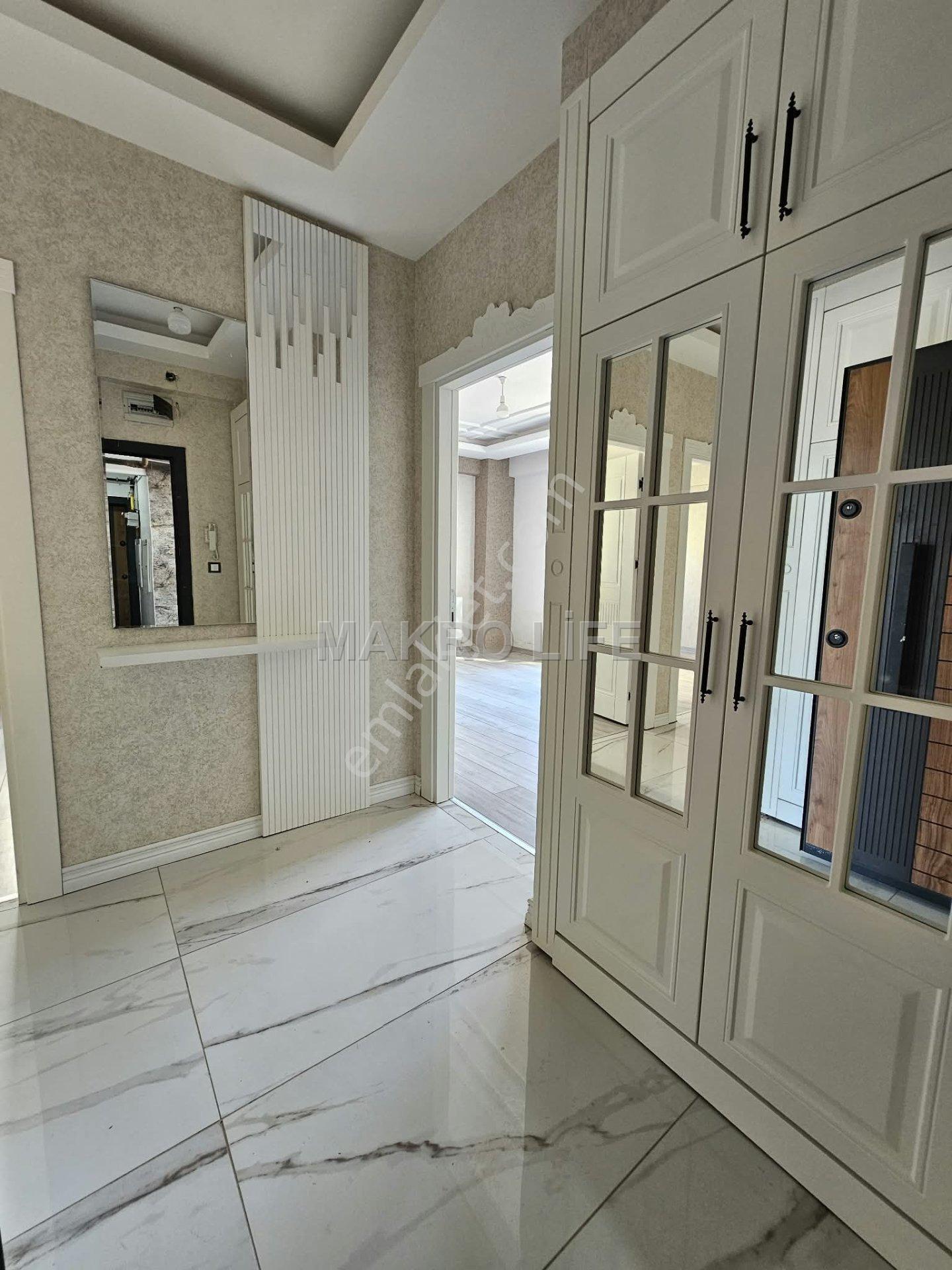 Nevroz Park Arkası 2+1 Satılık Temiz Daire — fotoğraf 9
