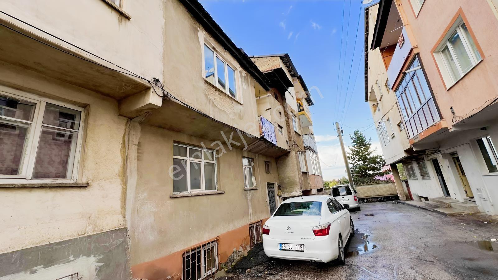 Royale'den Yunusemrede Komple Satılık Bina — fotoğraf 3