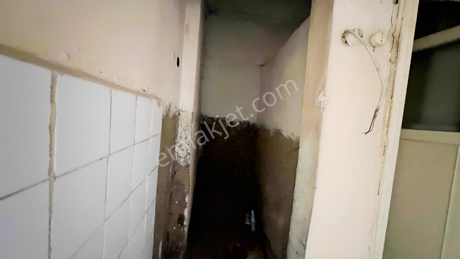 Royale'den Yunusemrede Komple Satılık Bina — fotoğraf 9