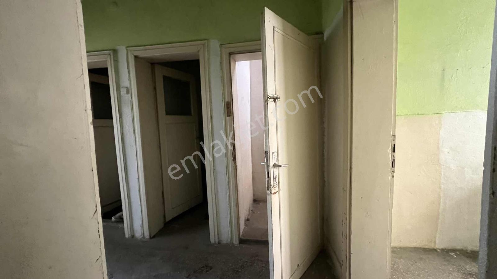 Royale'den Yunusemrede Komple Satılık Bina — fotoğraf 18
