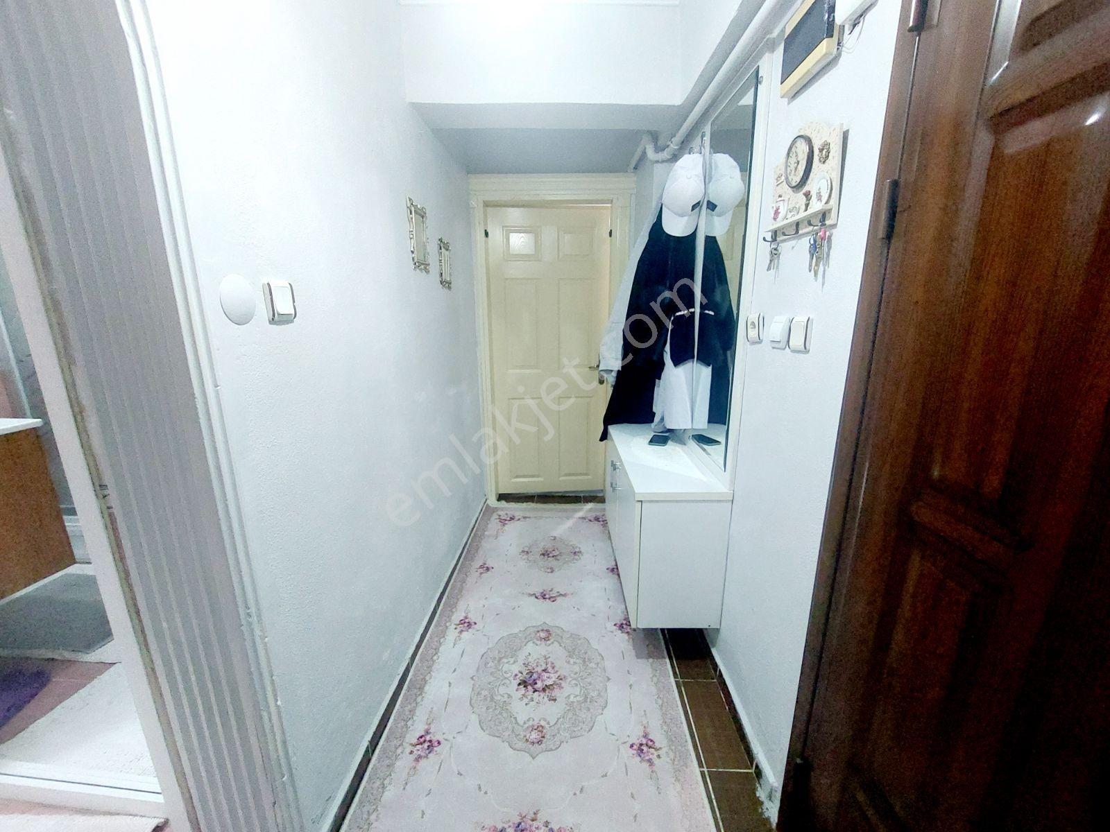 Türkmen Emlak'tan Satılık 1+1 Masrafsız Giriş Altı Daire — fotoğraf 9