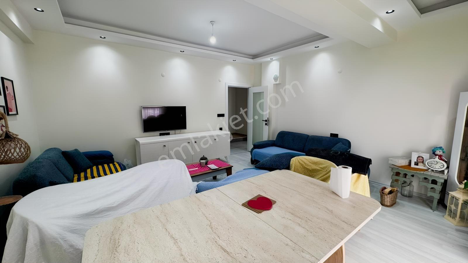 Mir'den Çift Banyolu Giyinme Odalı Eski Ssk Yakını 2+1 Daire — fotoğraf 20