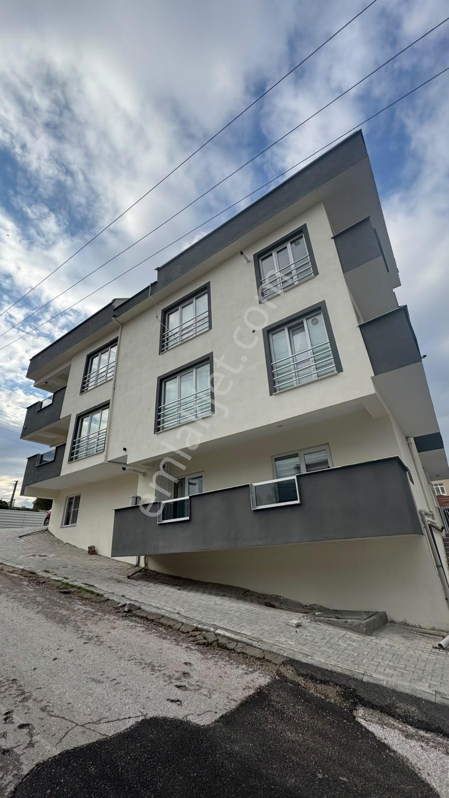 Mir'den Çift Banyolu Giyinme Odalı Eski Ssk Yakını 2+1 Daire — fotoğraf 27