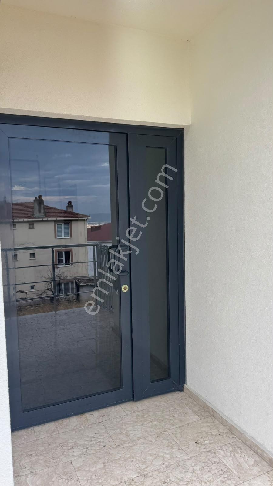 Mir'den Çift Banyolu Giyinme Odalı Eski Ssk Yakını 2+1 Daire — fotoğraf 29