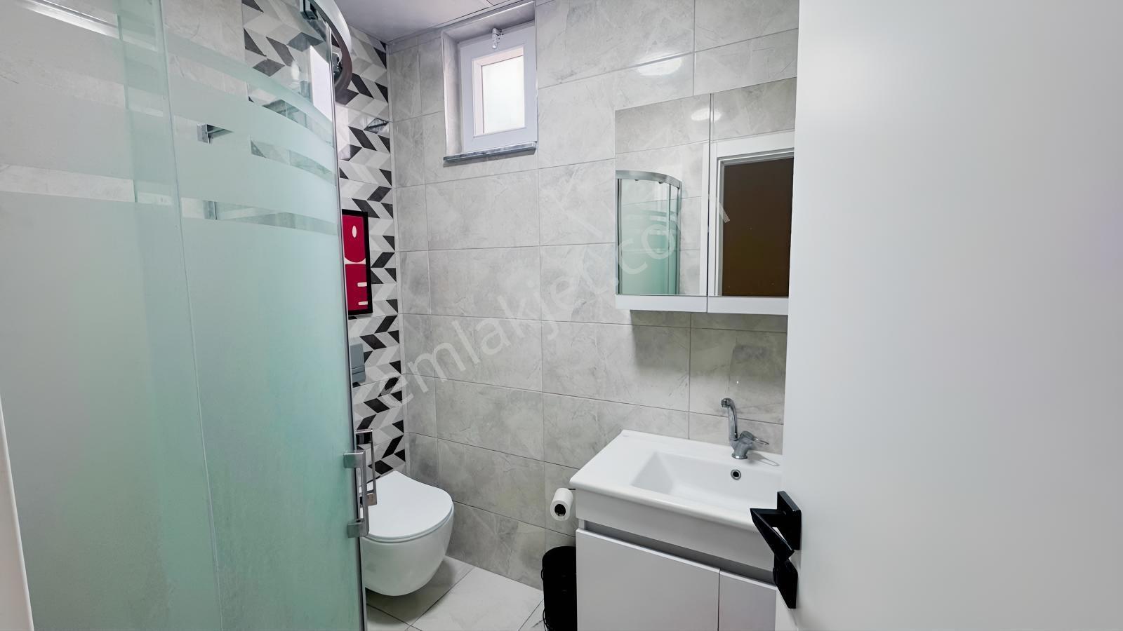 Mir'den Çift Banyolu Giyinme Odalı Eski Ssk Yakını 2+1 Daire — fotoğraf 32