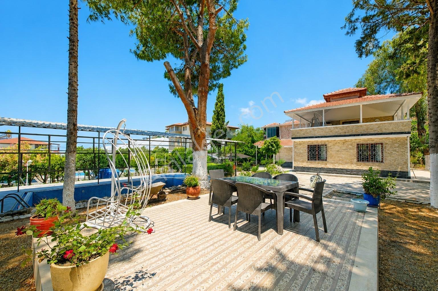 Alanya Yeşilöz’De Satılık Bahçeli Villa