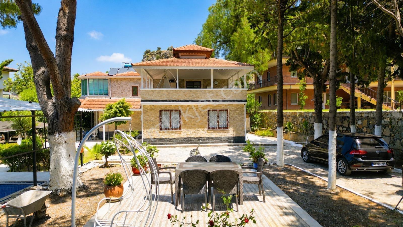 Alanya Yeşilöz’de Satılık Bahçeli Villa — fotoğraf 17