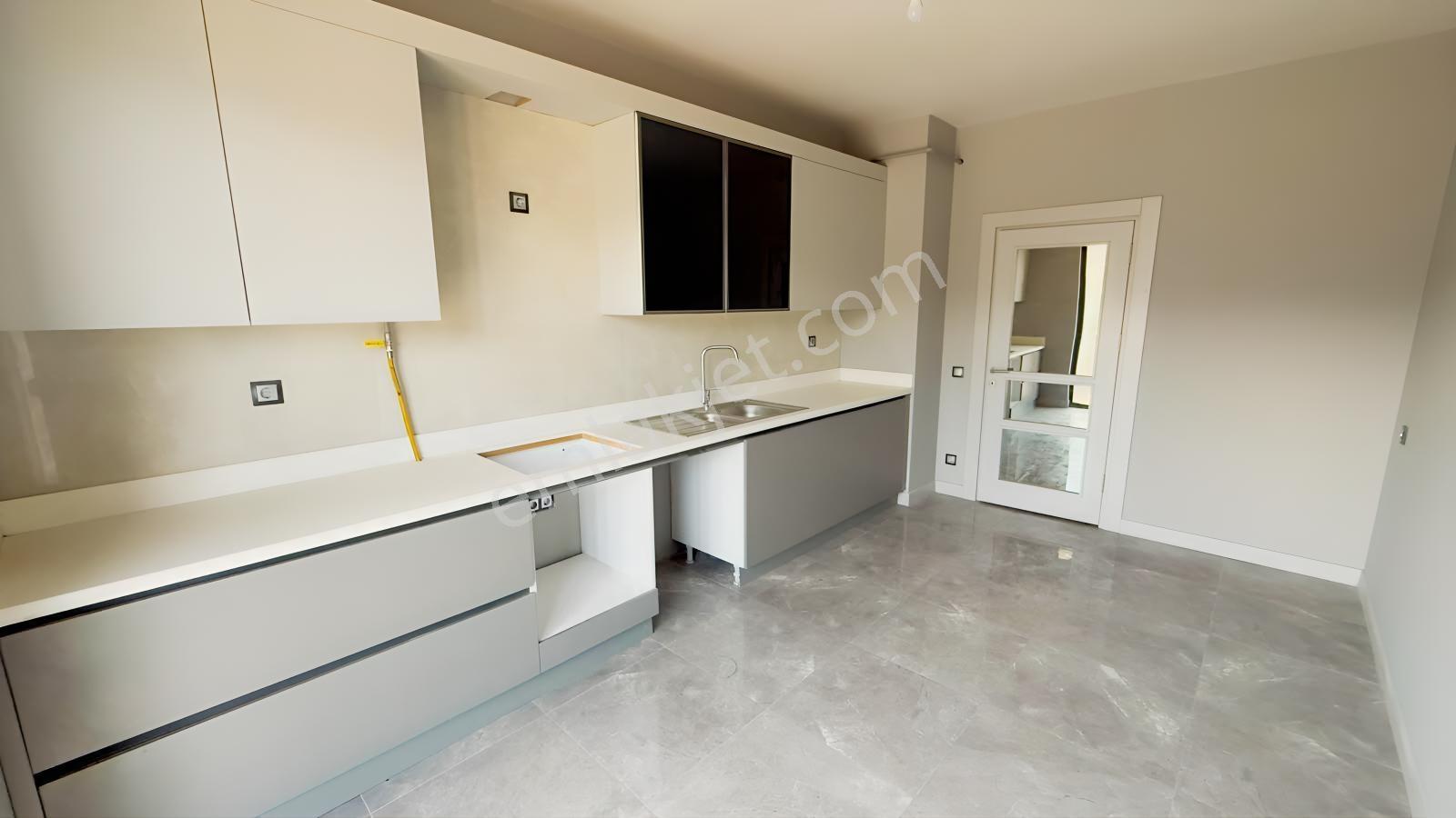 Bölge Uzmanı Rahşan Çam'dan| Bahçe Manzaralı Borçsuz 2+1 Daire — fotoğraf 5