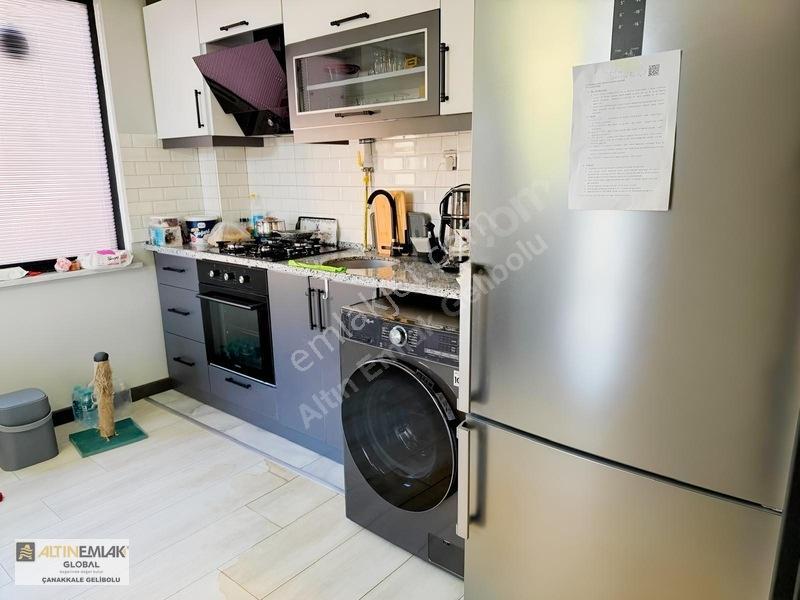 Altın Emlaktan Site İçerisinde Yeni Esyalı 1+1 Satılık Daire — fotoğraf 2