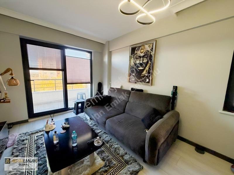Altın Emlaktan Site İçerisinde Yeni Esyalı 1+1 Satılık Daire — fotoğraf 3