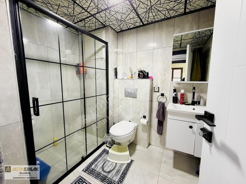 Altın Emlaktan Site İçerisinde Yeni Esyalı 1+1 Satılık Daire — fotoğraf 6