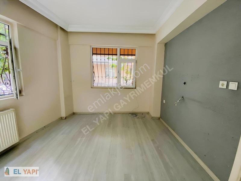 Kirazlı Metrosuna Çok Yakın 2+1 Krediye Uygun Satılık Daire — fotoğraf 2