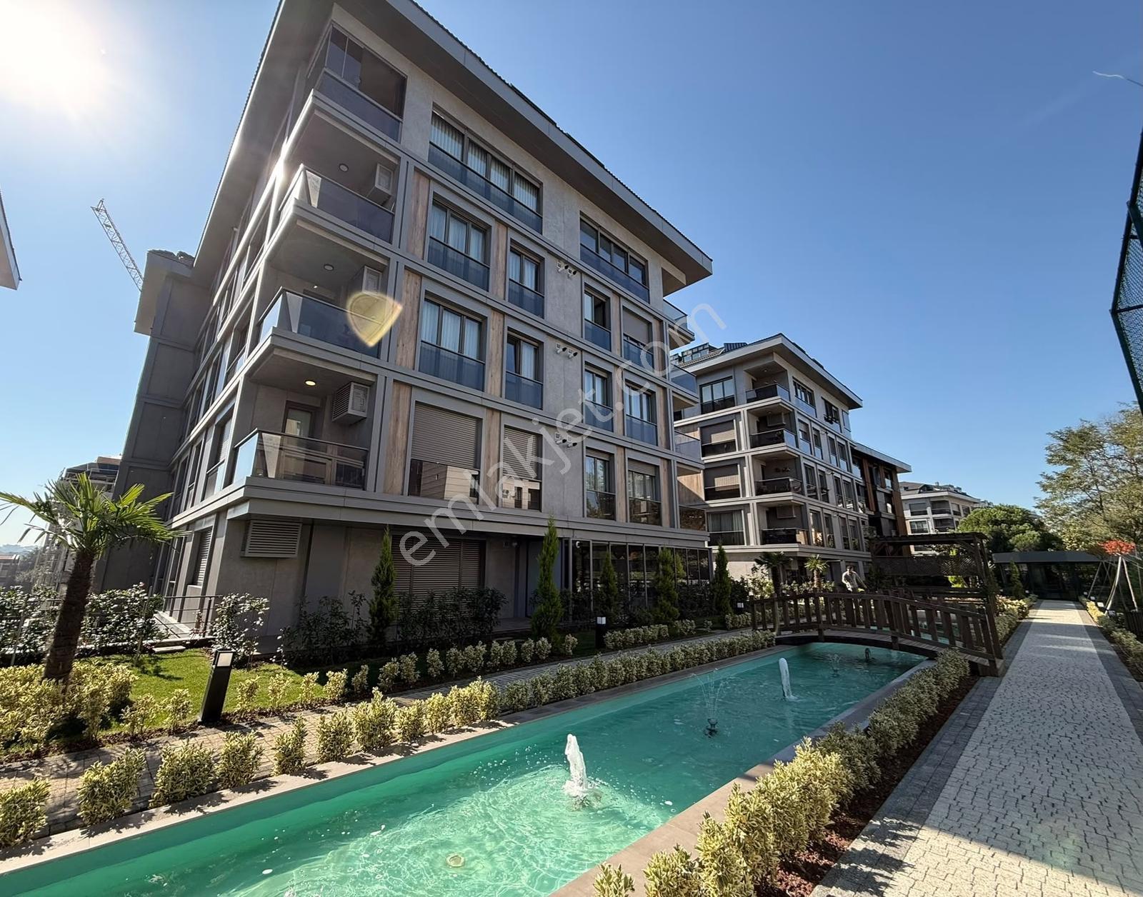 Remax Anı 'Dan Çengelköy Vera Sitesi 'Nde 4+1 Çatı Dubleksi