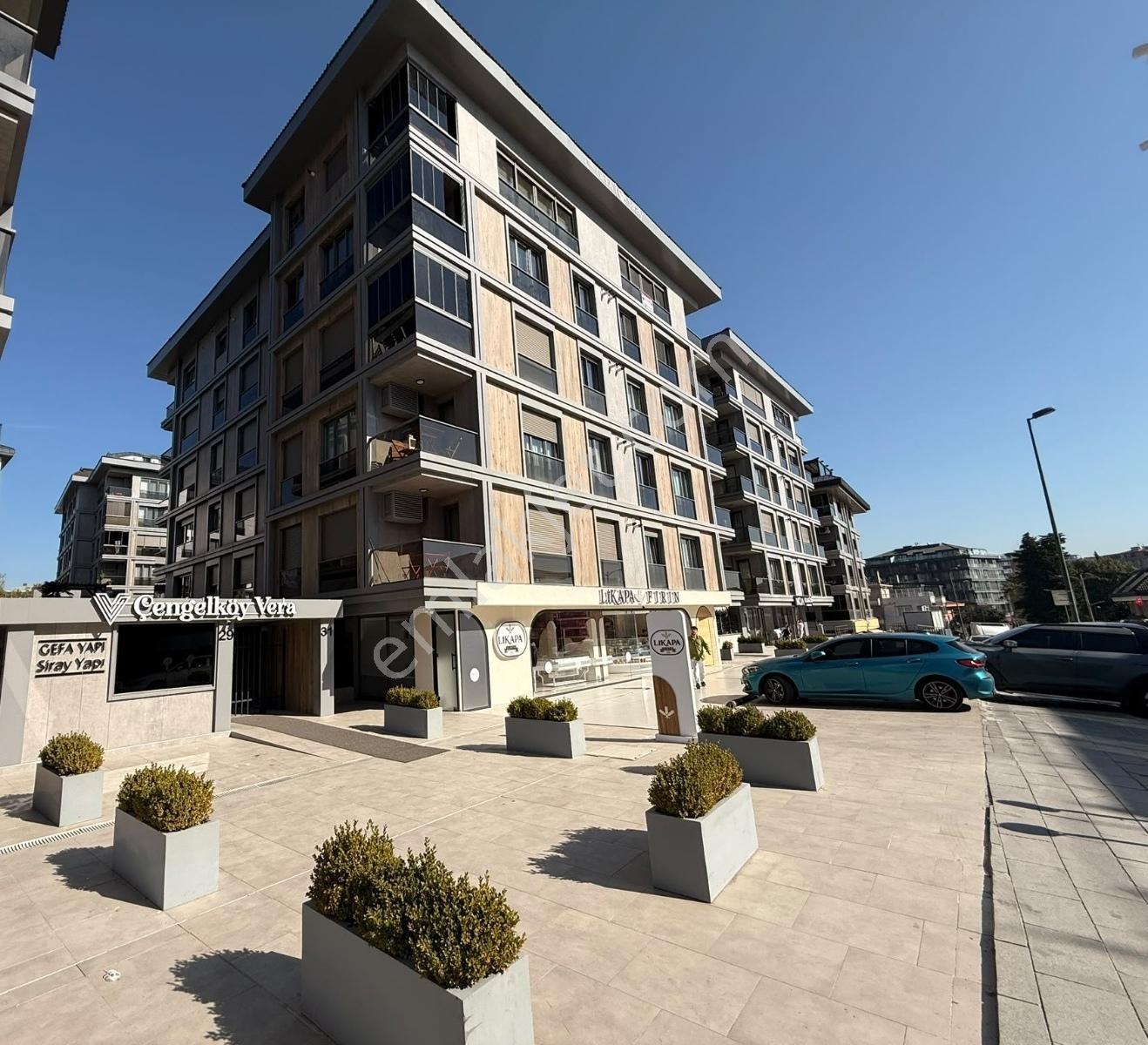 Remax Anı 'dan Çengelköy Vera Sitesi 'nde 4+1 Çatı Dubleksi — fotoğraf 3