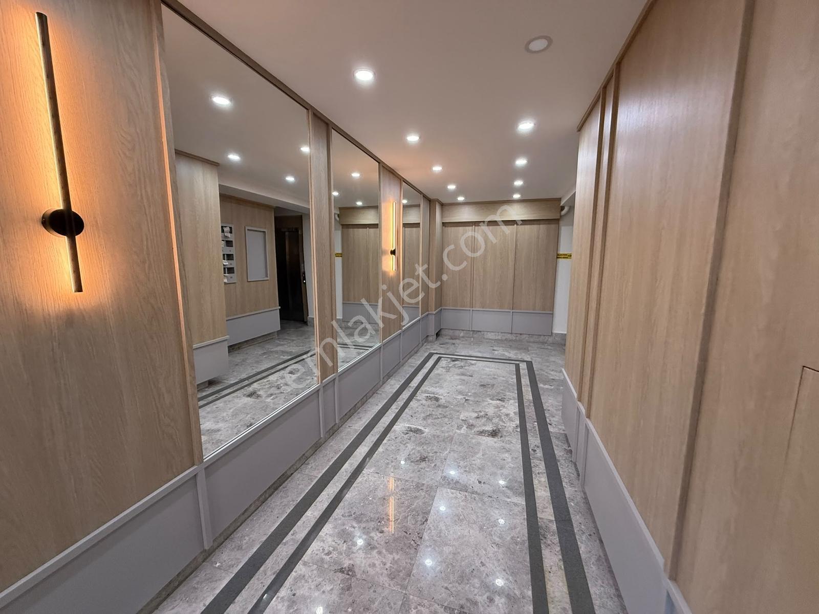 Remax Anı 'dan Çengelköy Vera Sitesi 'nde 4+1 Çatı Dubleksi — fotoğraf 6