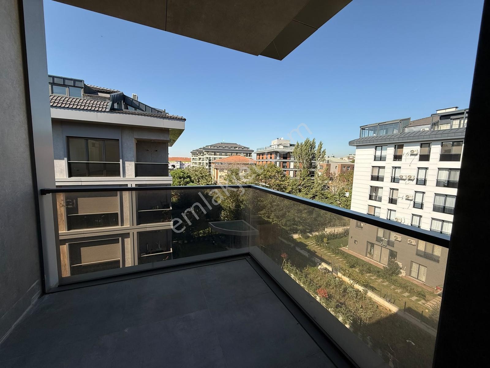 Remax Anı 'dan Çengelköy Vera Sitesi 'nde 4+1 Çatı Dubleksi — fotoğraf 15