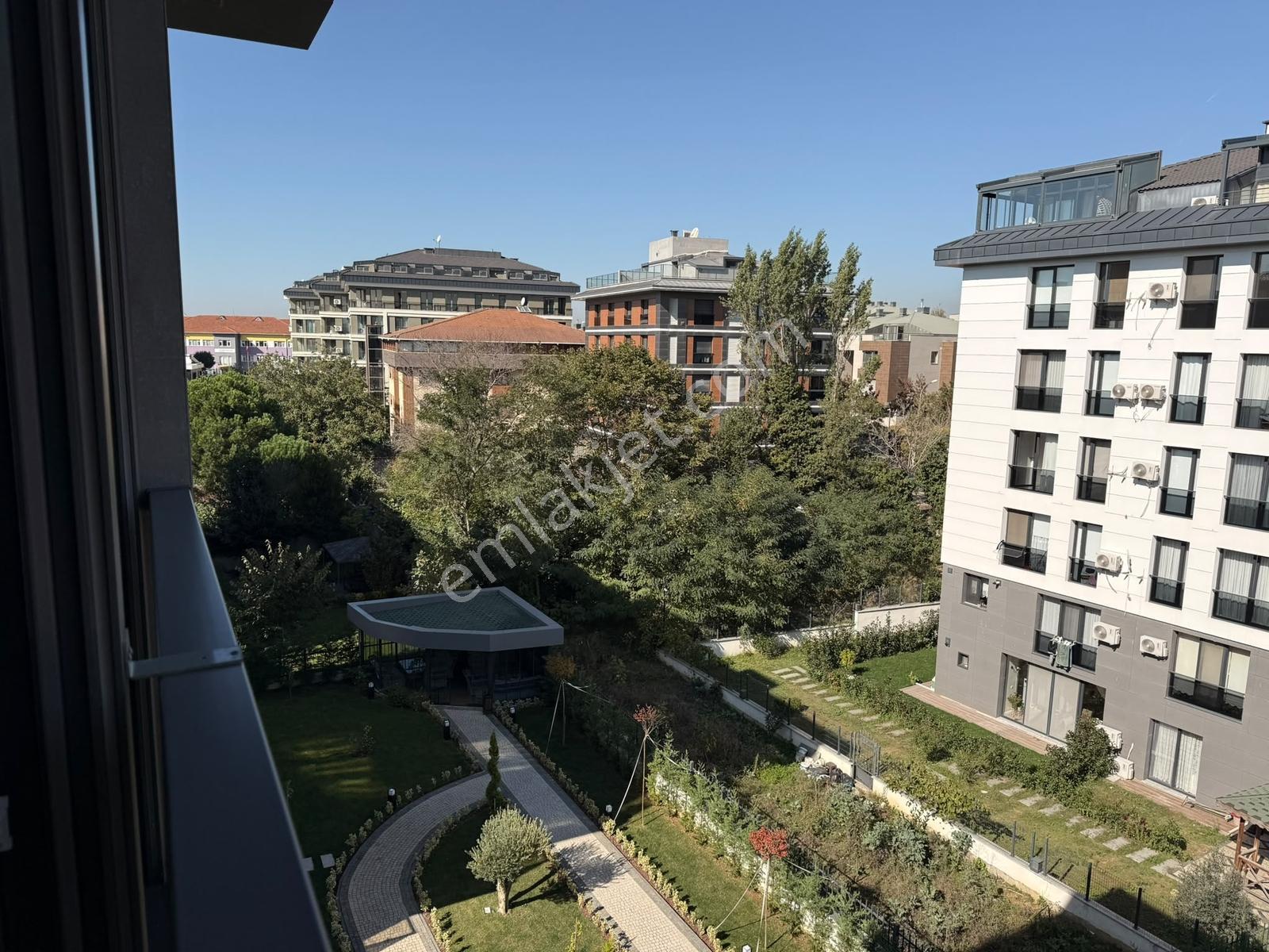 Remax Anı 'dan Çengelköy Vera Sitesi 'nde 4+1 Çatı Dubleksi — fotoğraf 16