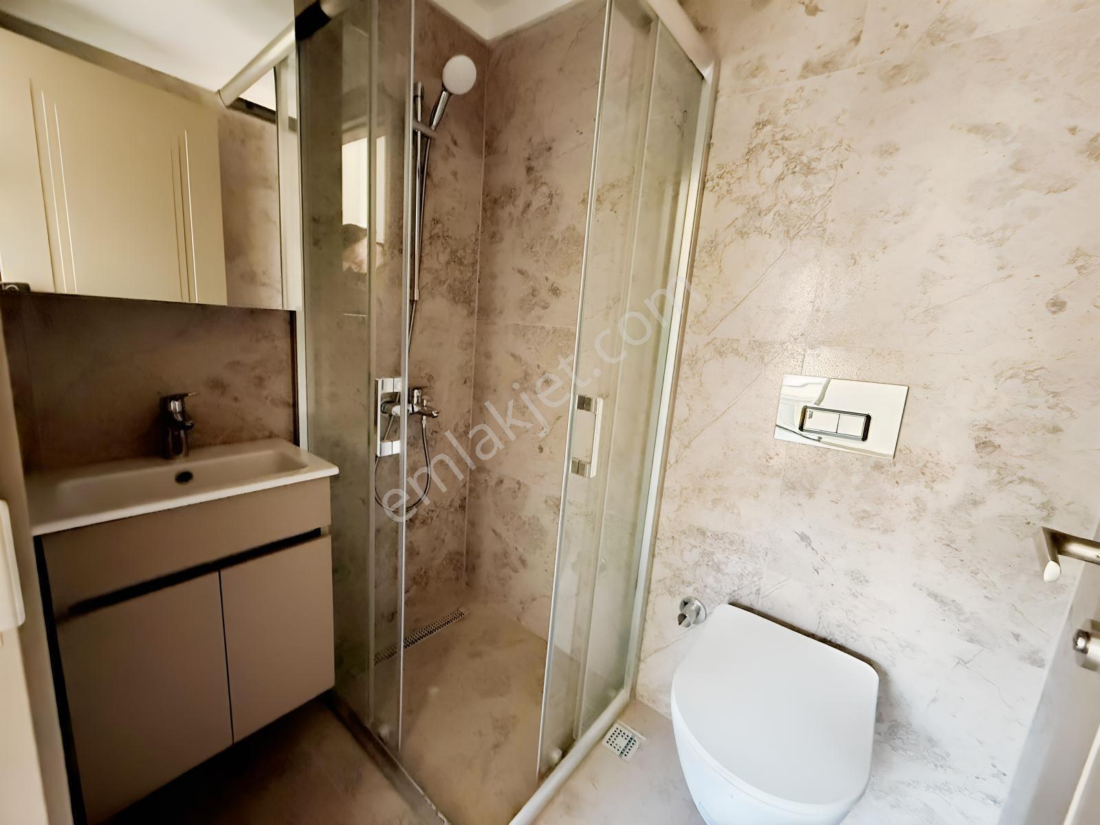 Remax Anı 'dan Çengelköy Vera Sitesi 'nde 4+1 Çatı Dubleksi — fotoğraf 28