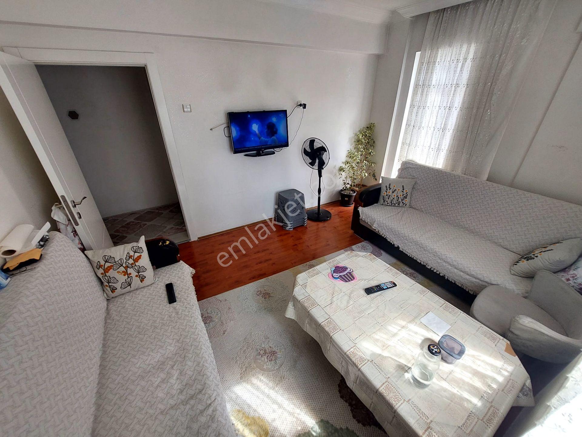 Çatkapıdan Selçuklu Mh Merkezi Lokasyonda Katta Salon Bağımsız 3+1 Daire — fotoğraf 6