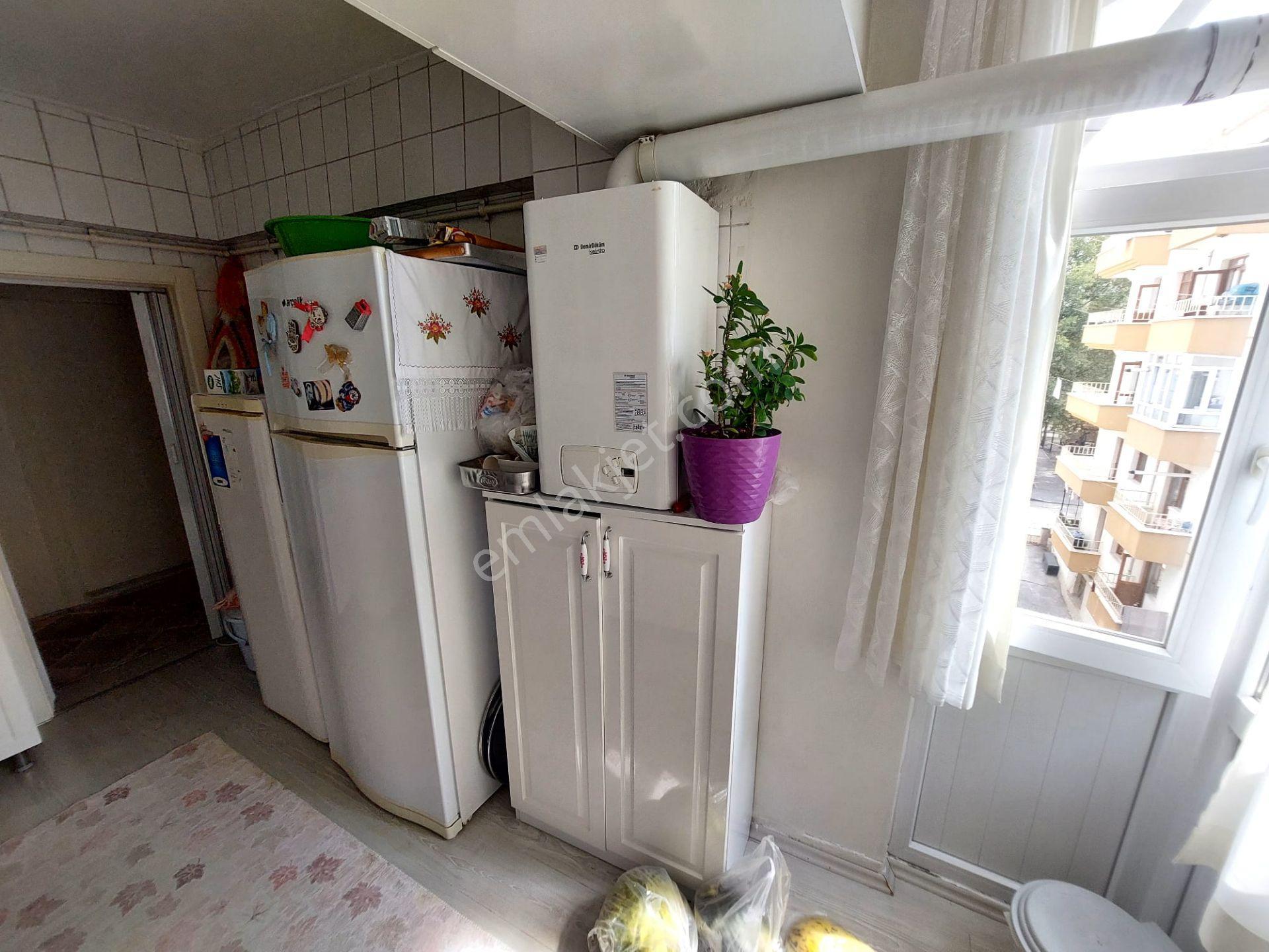 Çatkapıdan Selçuklu Mh Merkezi Lokasyonda Katta Salon Bağımsız 3+1 Daire — fotoğraf 27