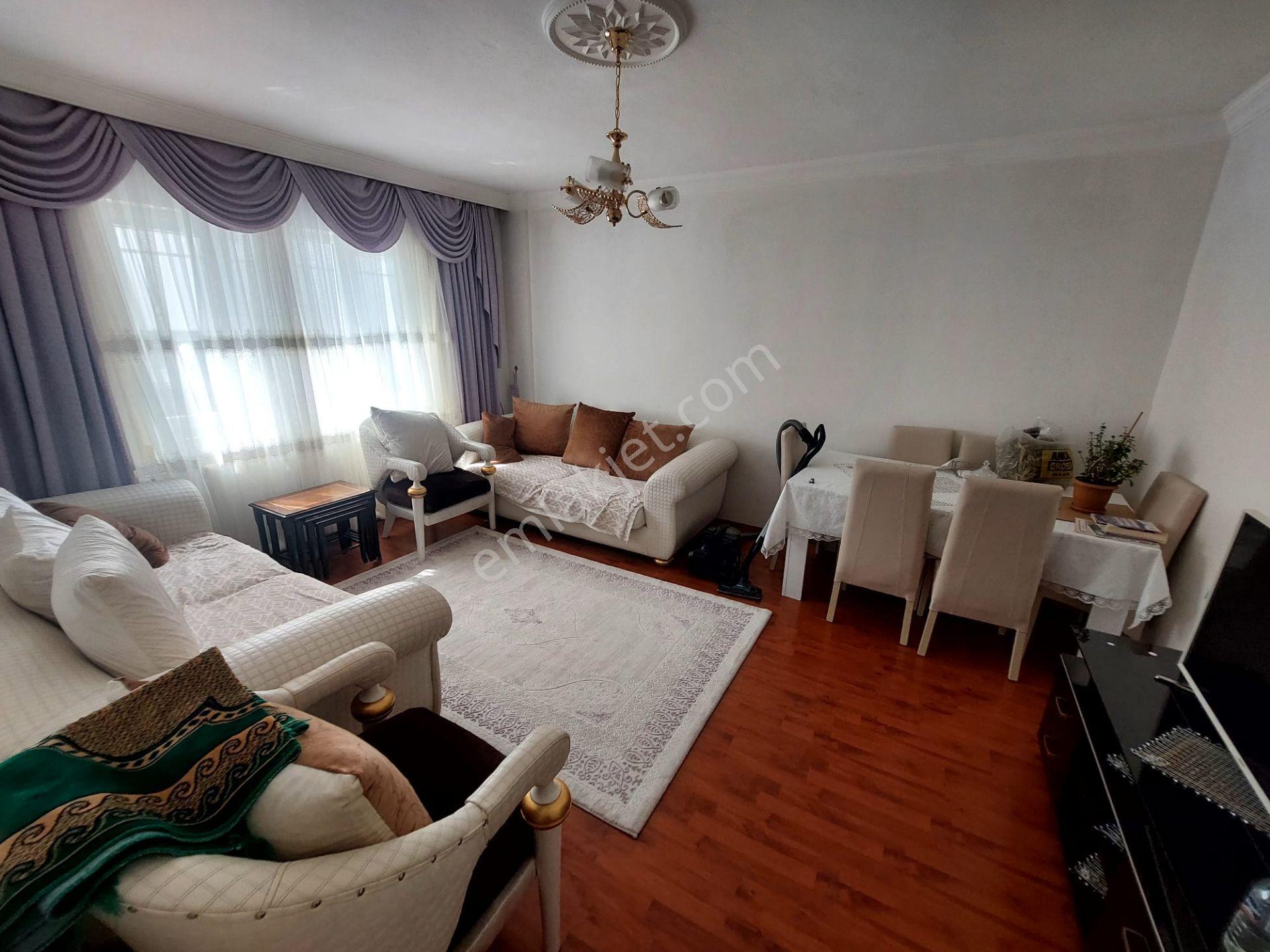 Çatkapıdan Selçuklu Mh Merkezi Lokasyonda Katta Salon Bağımsız 3+1 Daire — fotoğraf 32