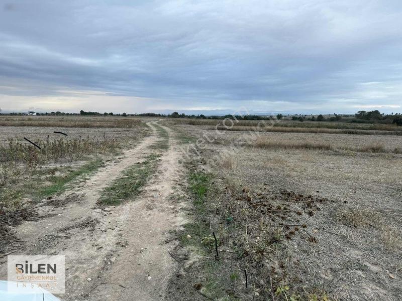 Kavakdere'de Yolu Açık Yerleşime Yakın 258 M² Parseller — fotoğraf 9
