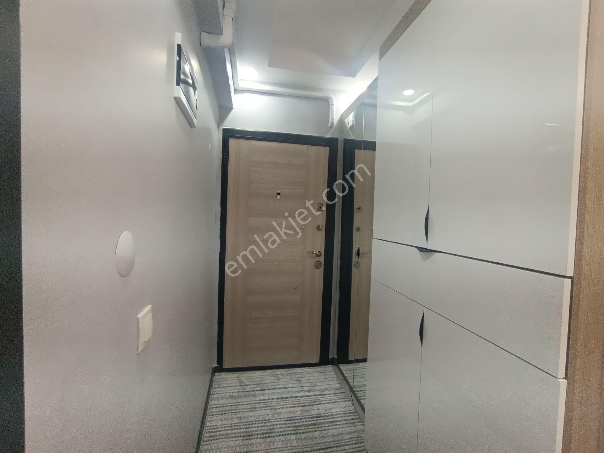 Salihli Sağlık Mahallesinde 3+1 3 Balkonlu Daire — fotoğraf 9