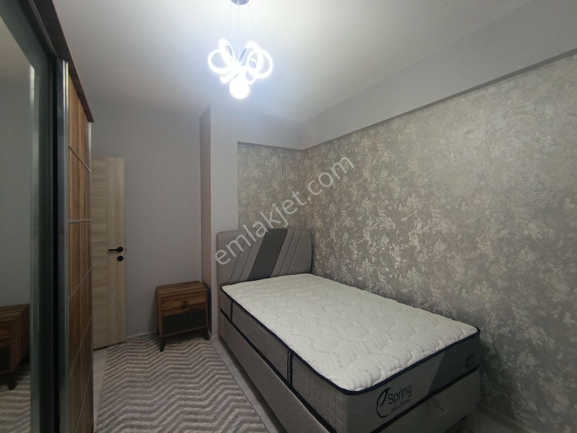 Salihli Sağlık Mahallesinde 3+1 3 Balkonlu Daire — fotoğraf 24