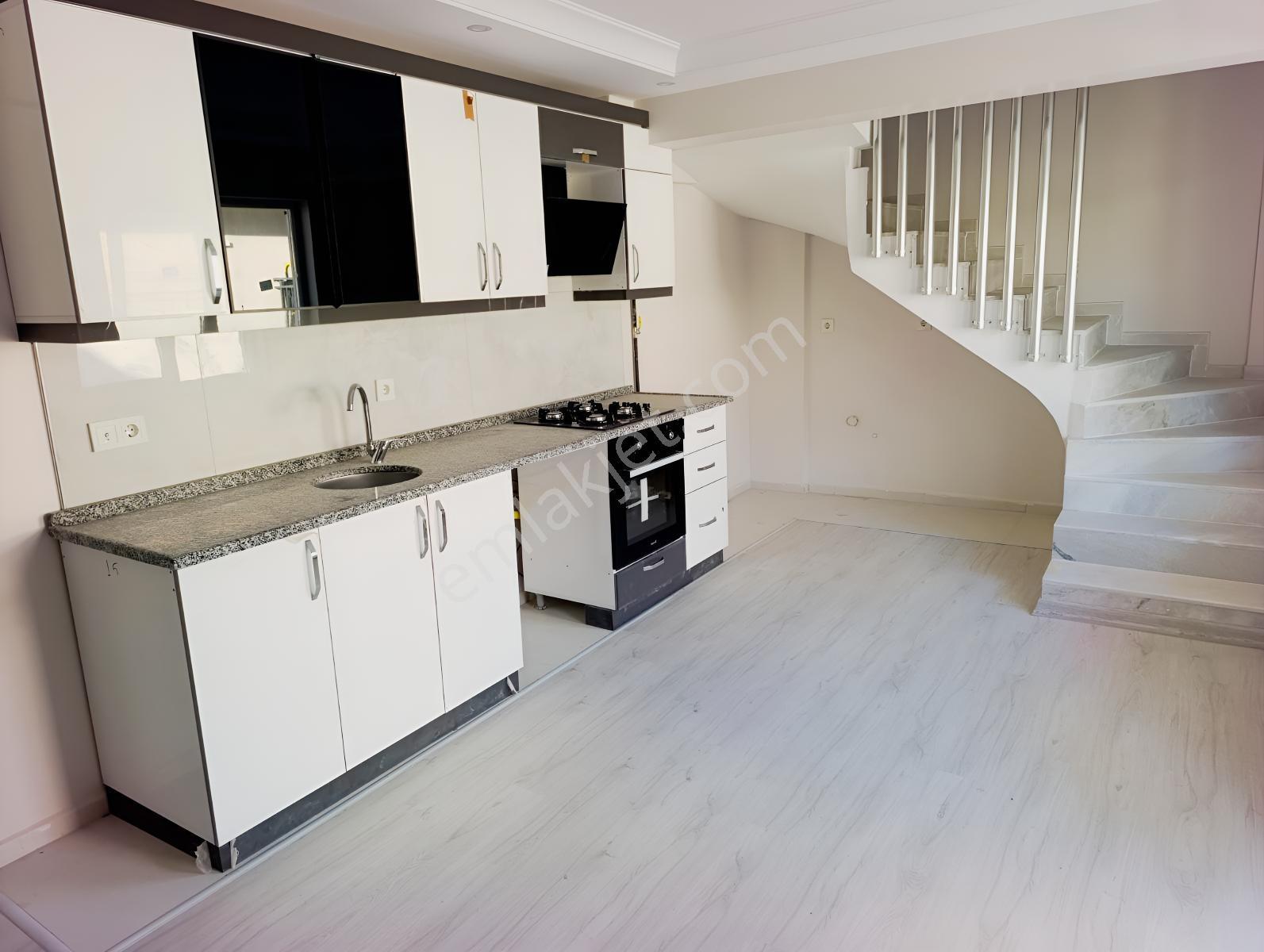 Ankara Kolej De Satılık Sıfır 2+1 Dubleks