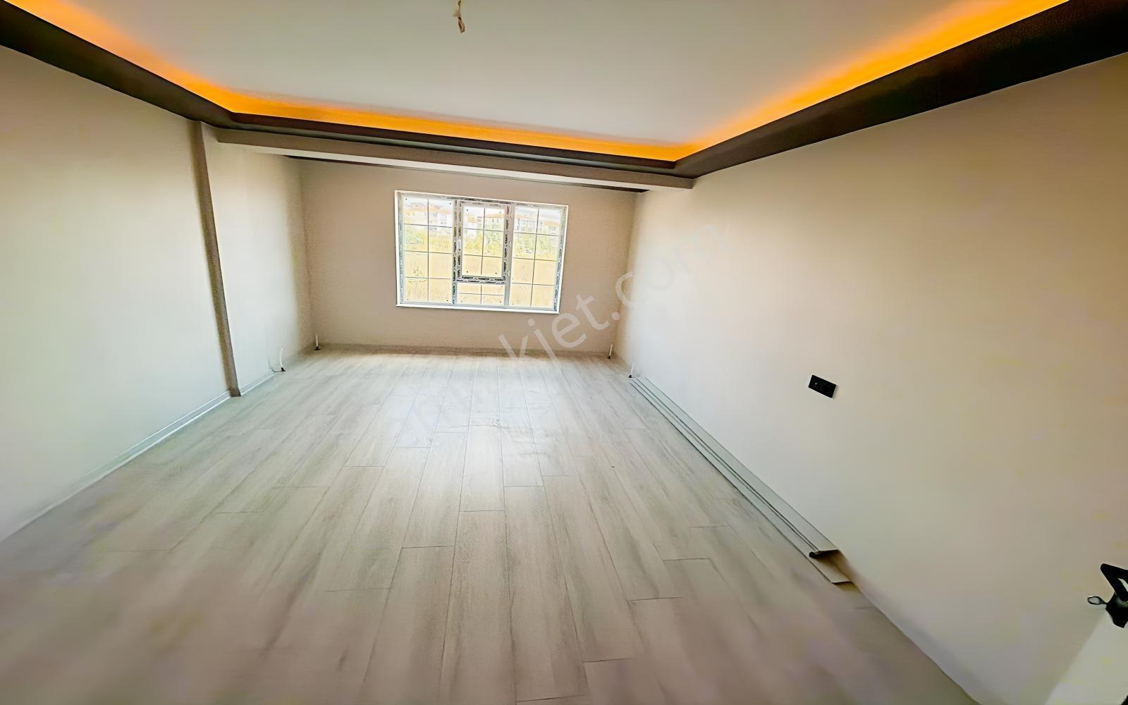 Yenikent Emlak'tan Satılık 3+1 Geniş M2 Manzaralı Daire — fotoğraf 5