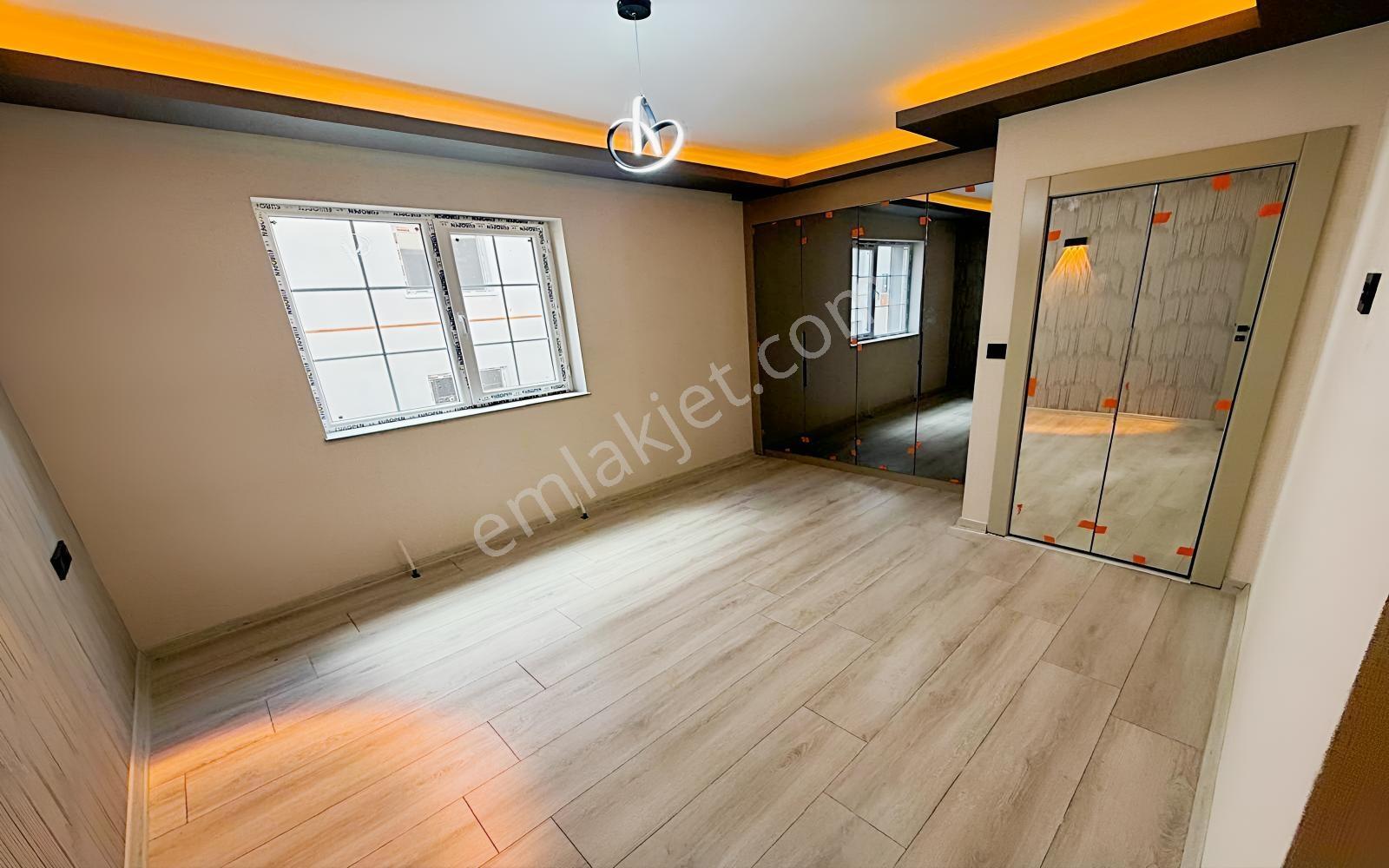 Yenikent Emlak'tan Satılık 3+1 Geniş M2 Manzaralı Daire — fotoğraf 11