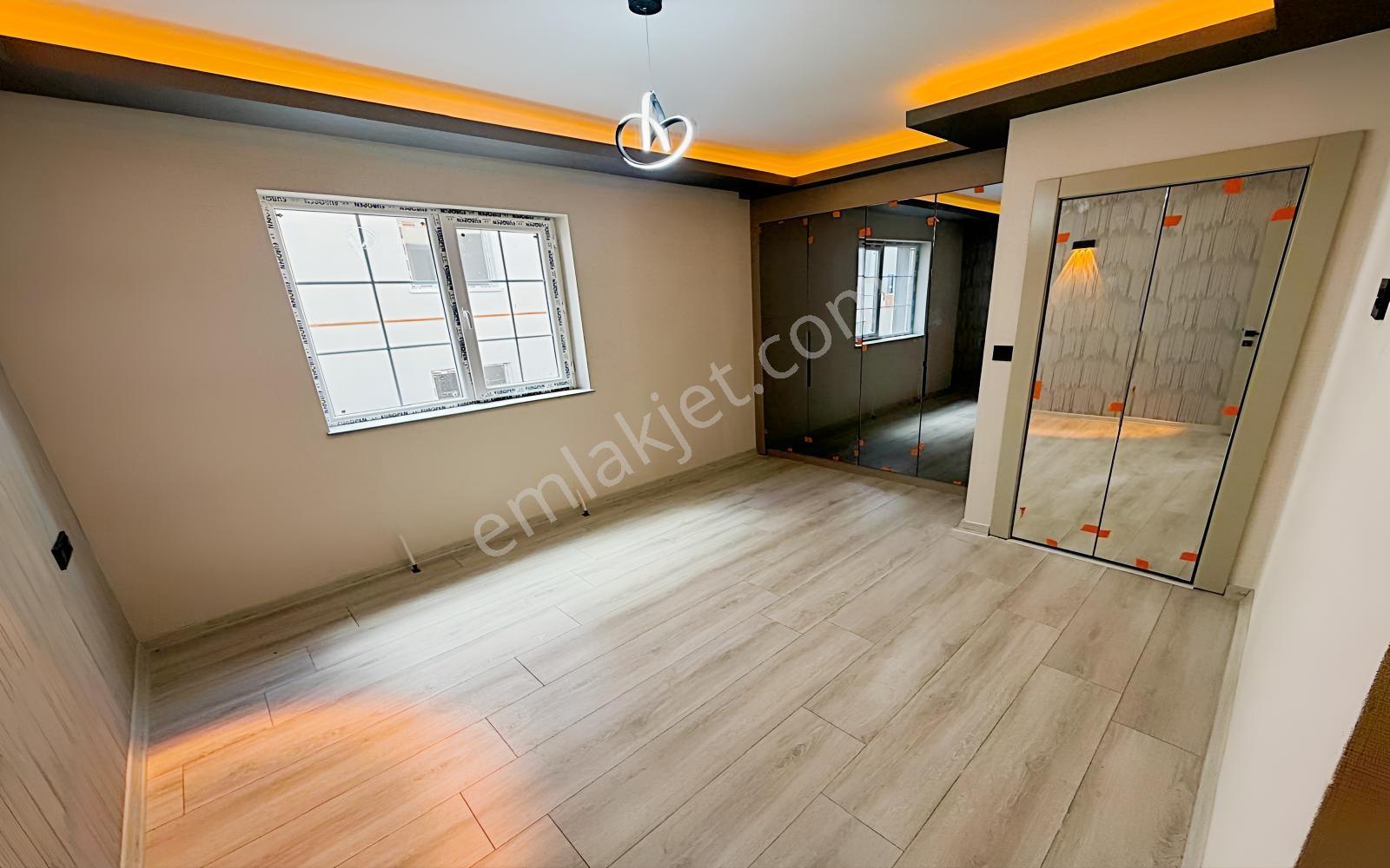 Yenikent Emlak'tan Satılık 3+1 Geniş M2 Manzaralı Daire — fotoğraf 13